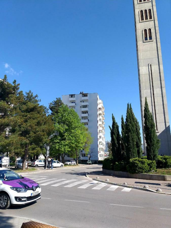 Apartman Simple モスタル エクステリア 写真