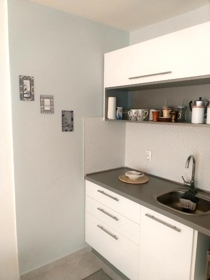 Apartman Simple モスタル エクステリア 写真